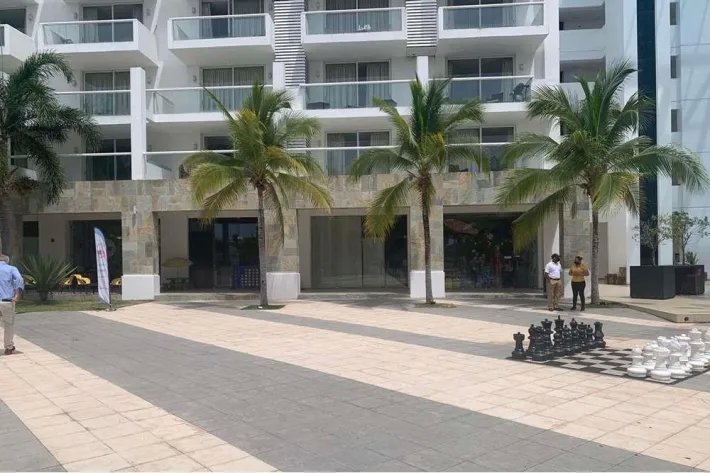 Se Vende Local Comercial en Town Center, Playa Blanca