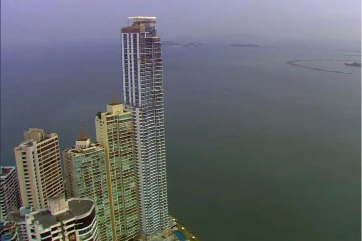 Venta de Apartamento en The Point, Paitilla