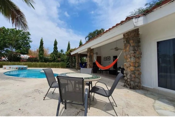 Se vende casa en Punta Barco Village, San Carlos