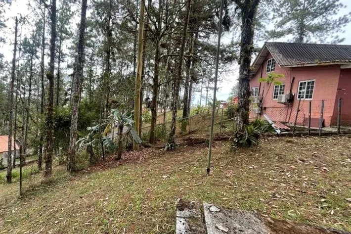 Se vende terreno con cabaña en Altos de Cerro Azul, Chilibre