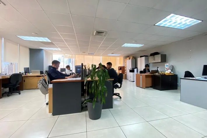 Se vende oficina en Torre Advanced, Obarrio, Bella Vista