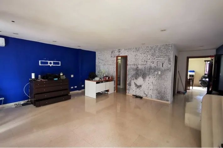 Venta de casa en esquina en Punta Paitilla, Panamá