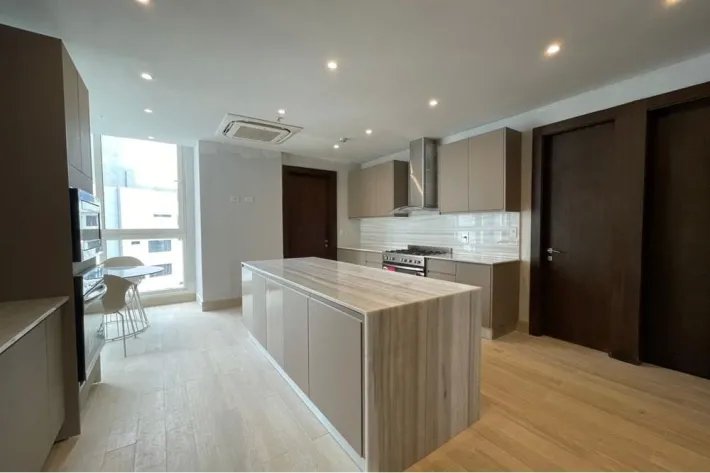 Alquiler de apartamento amoblado en The Towers, Punta Paitilla