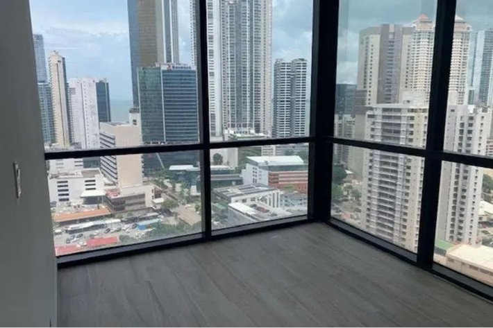 Alquiler de Oficinas en Tower Bank Calle 50 Modelo D