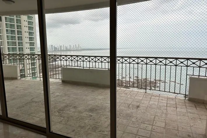 Venta Apartamento en Pacific Point Torre 200 Punta Pacifica