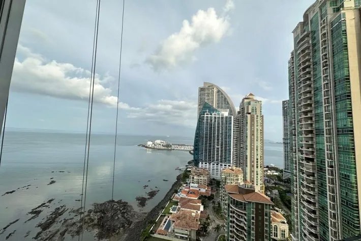 Venta de apartamento en Pacific Point Torre 400, Punta Pacifica