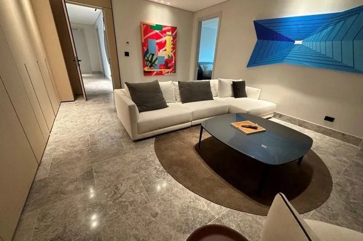 Apartment for sale in Pacific Point Tower 400