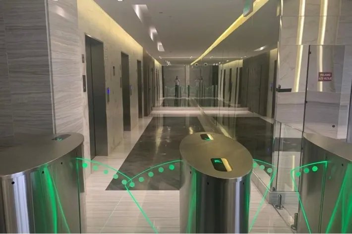 Alquiler de oficinas en The Towers Business Plaza, San Francisco