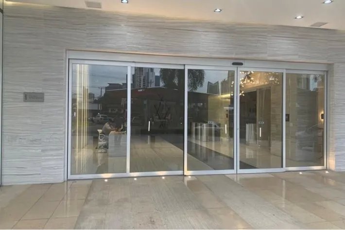 Alquiler de oficinas en The Towers Business Plaza, San Francisco