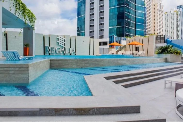 Venta de apartamento en PH Regalia, Costa del Este