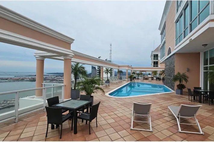 Se vende apartamento en PH Vista Marina, Avenida Balboa