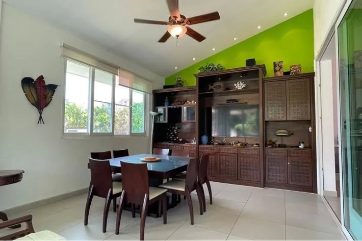 Se vende casa en Punta Barco Village, San Carlos