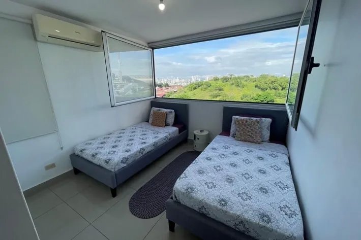 Apartment for sale in Via Cincuentenario, Panama