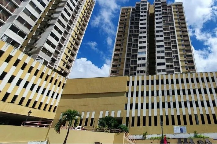 Apartment for sale in Via Cincuentenario, Panama