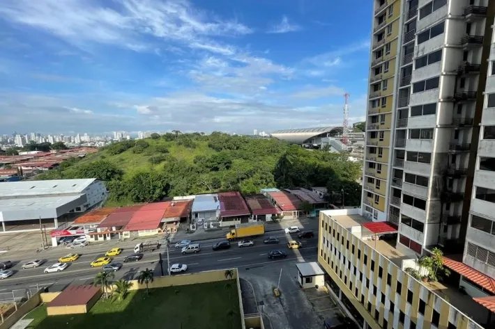Apartment for sale in Via Cincuentenario, Panama