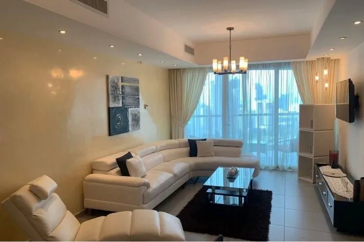 Alquiler de apartamento amoblado en Avenida Balboa