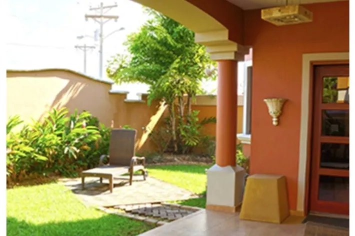 Casa en venta en El Doral, Costa Sur