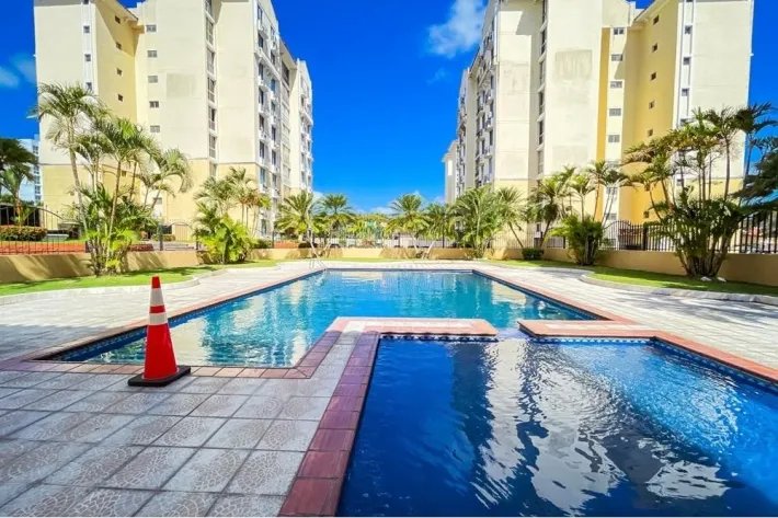 Apartment for sale in PH McGregor Hill, Condado del Rey