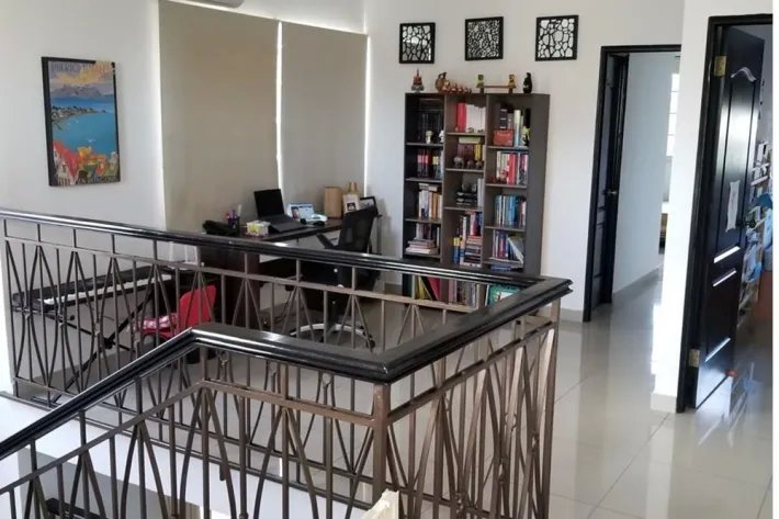 Se vende casa en Villa Valencia, Costa Sur