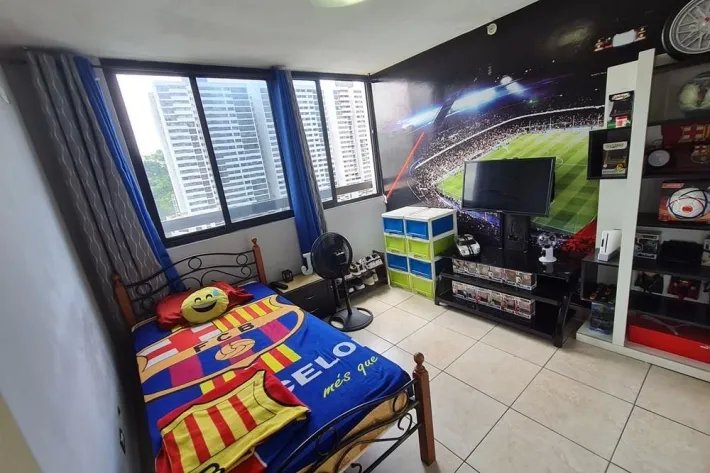 Venta de apartamento en Country Club, Condado del Rey