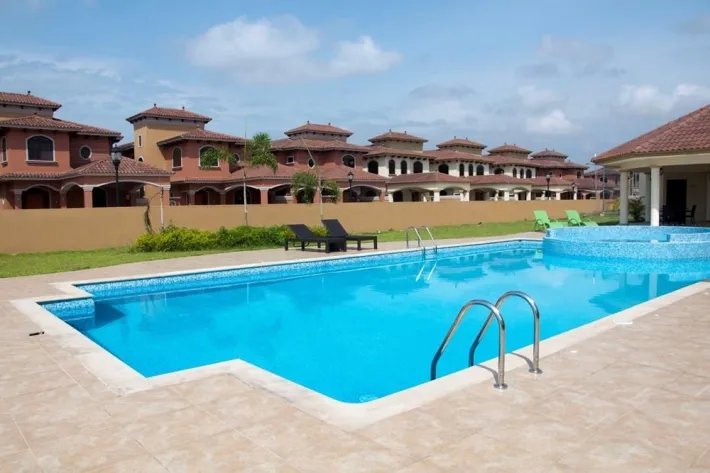 House for sale in Sunset Coast, Costa Sur