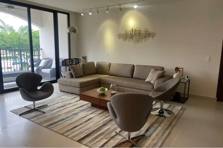 Alquiler de apartamento en Costa del Este