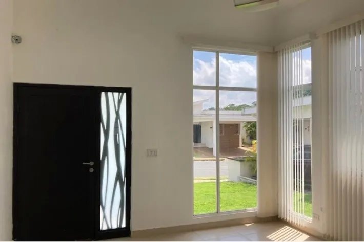Venta de casa en Senderos, Costa Verde, La Chorrera