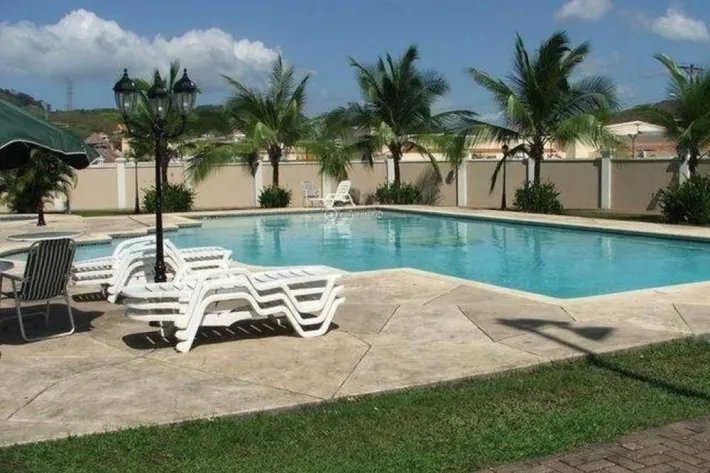 Se alquila casa duplex en Dorado Lakes, Condado del Rey