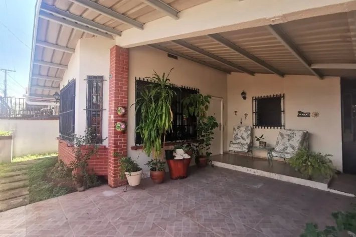 Casa en venta en Chanis, Panamá