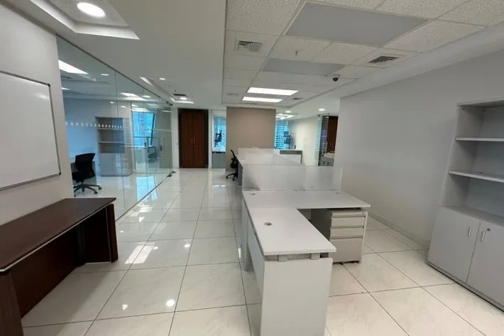 Alquiler de oficina en Hi Point, Avenida Federico Boyd