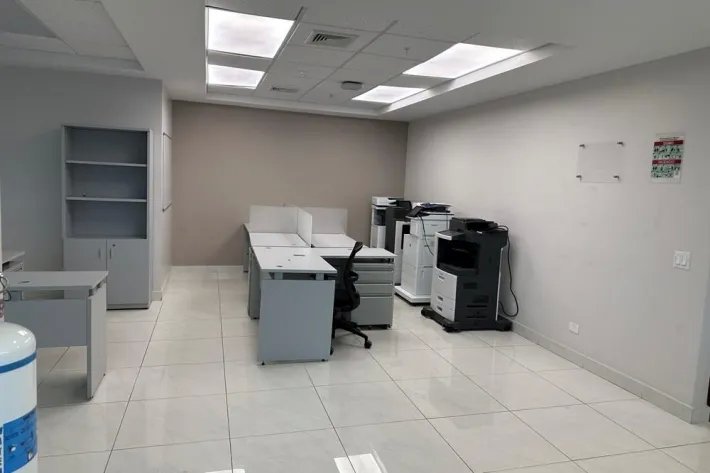 Alquiler de oficina en Hi Point, Avenida Federico Boyd