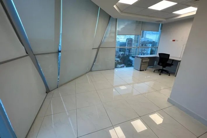 Alquiler de oficina en Hi Point, Avenida Federico Boyd
