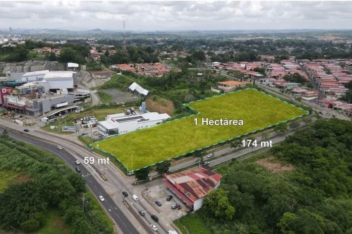 Se vende terreno en La Chorrera, al lado de Anclas Mall