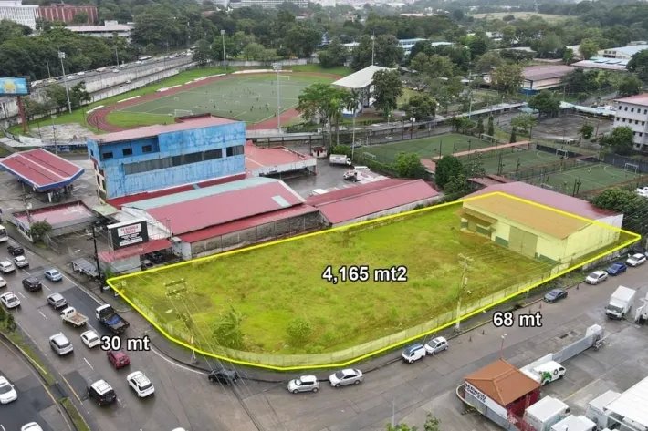 Se vende lote de terreno en Vía Ricardo J. Alfaro, Panamá