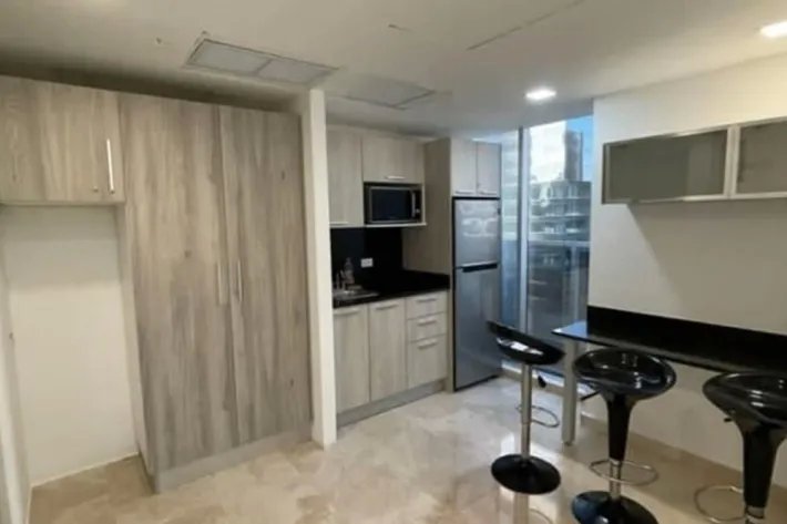 Venta de oficina en PH Optima, Obarrio