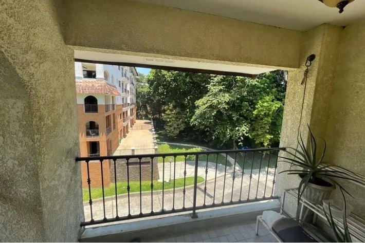 Se vende apartamento en Clayton, Panamá