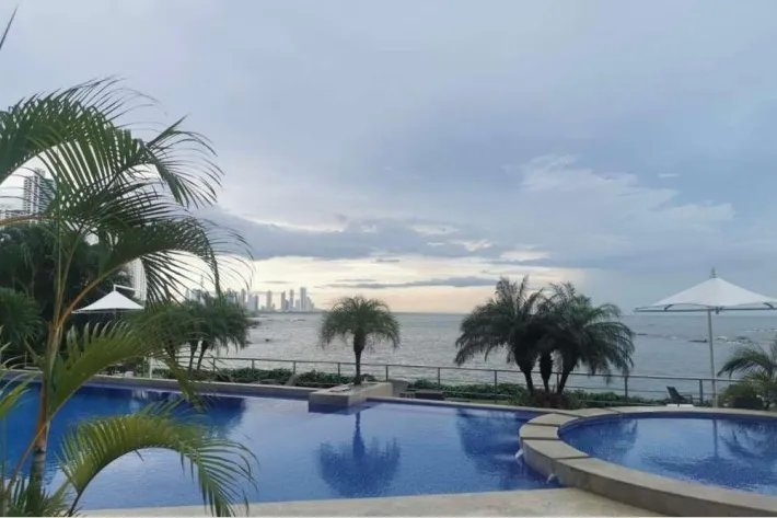 Apartment for sale in Punta Pacifica, Panama