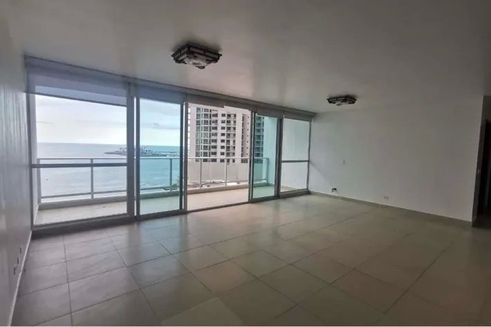 Apartment for sale in Punta Pacifica, Panama