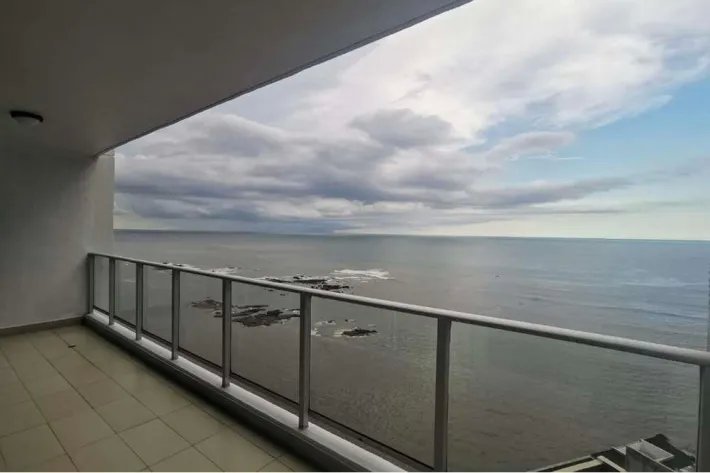 Apartment for sale in Punta Pacifica, Panama