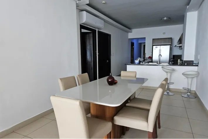 Alquiler de apartamento en PH Rivage, Avenida Balboa