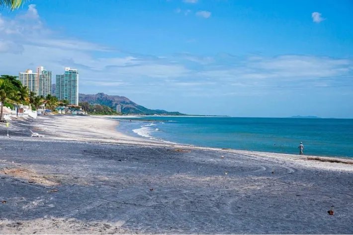 Venta de casa de playa en Paradise Point, Coronado