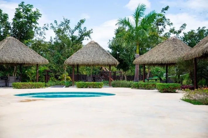 Venta de casa de playa en Paradise Point, Coronado