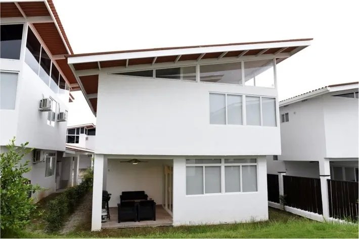 Venta de casa de playa en Paradise Point, Coronado