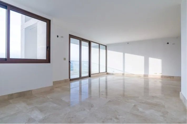 Venta de apartamento en The Colonial, Santa María