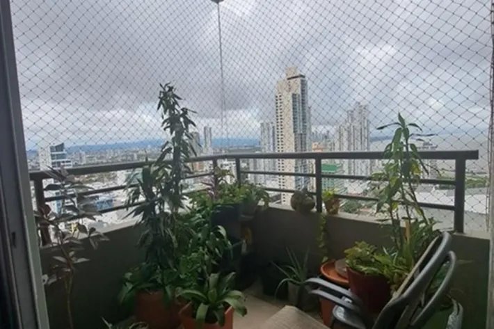 Se alquila apartamento amoblado en San Francisco