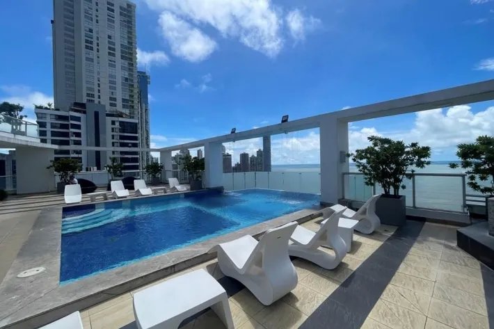 Venta de apartamento en PH Villa del Mar, Avenida Balboa