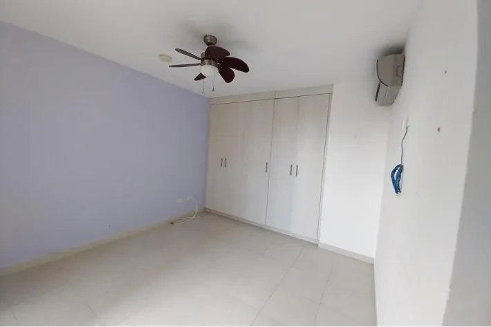 Se vende apartamento en Versalles, Panamá