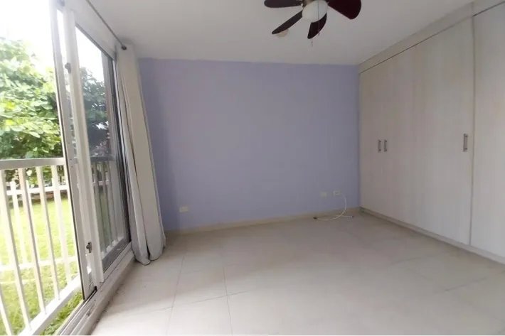 Se vende apartamento en Versalles, Panamá