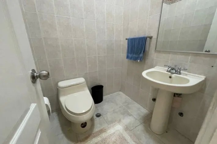 Venta de apartamento en PH Oceanía Torre 200, Betania