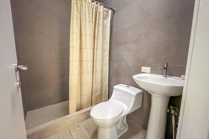 Se vende apartamento en Punta Barco, San Carlos